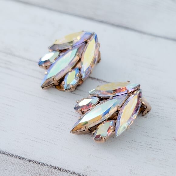Vintage Clip On Earrings Large Statement Iridescent Stunning Earrings - Picture 2 of 6